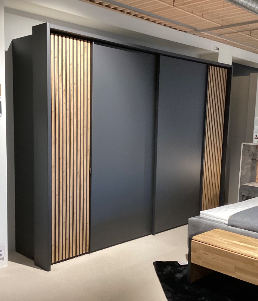 Schwebetürenschrank Clivo 3000