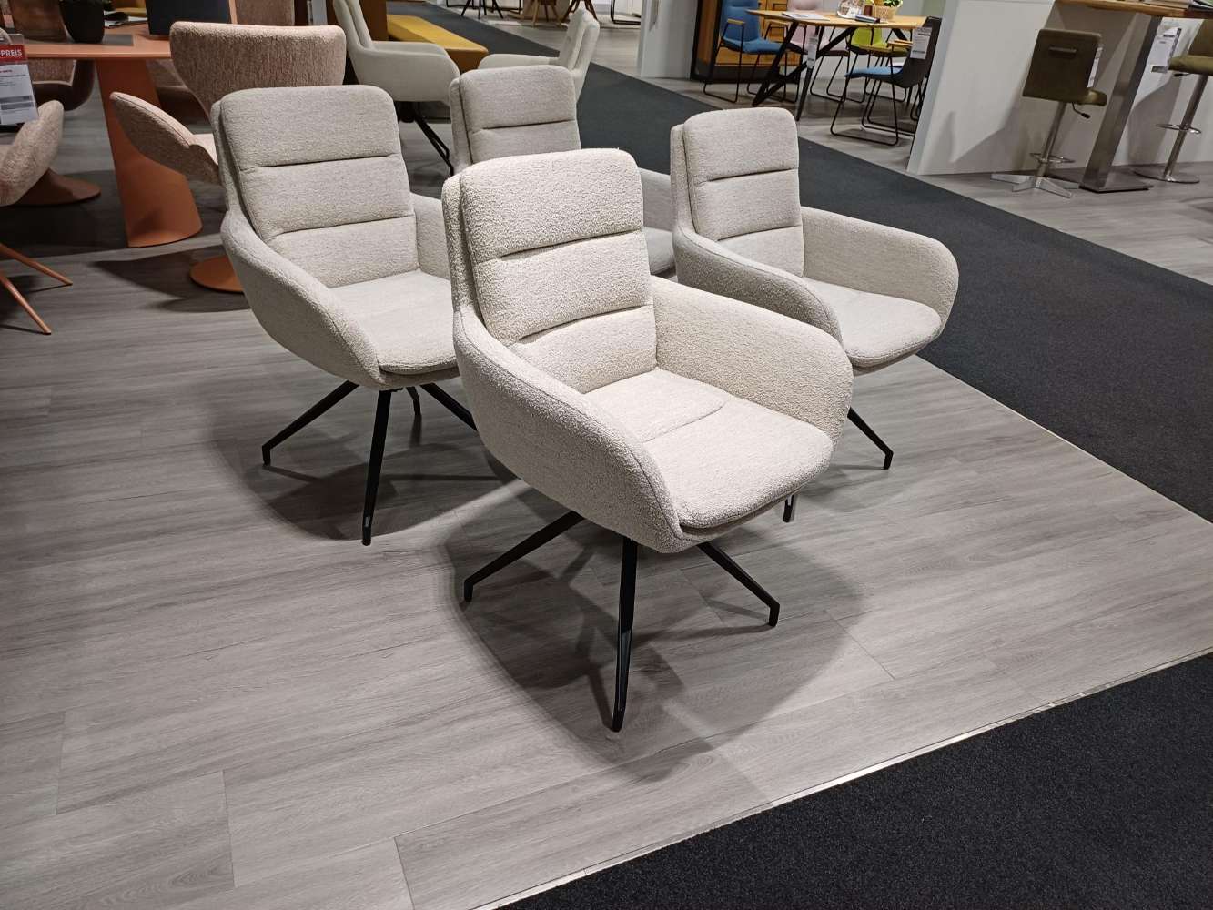 Stuhlgruppe (4 Stühle)