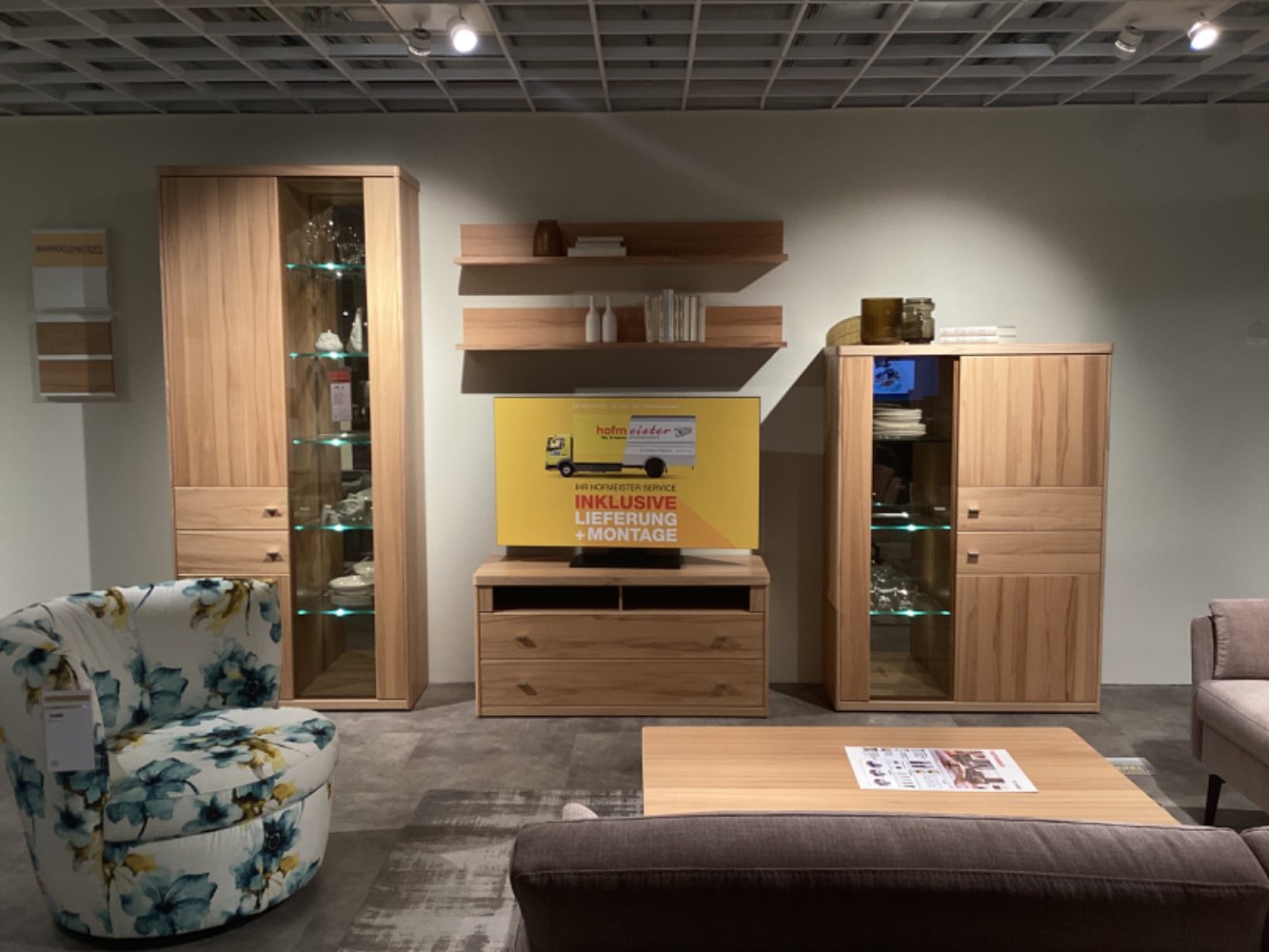 Wohnwand in Kernbuche