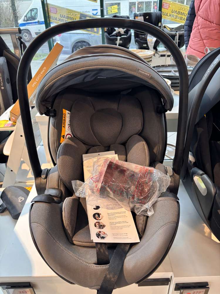 Britax Römer BABYSCHALE Baby-Safe Pro