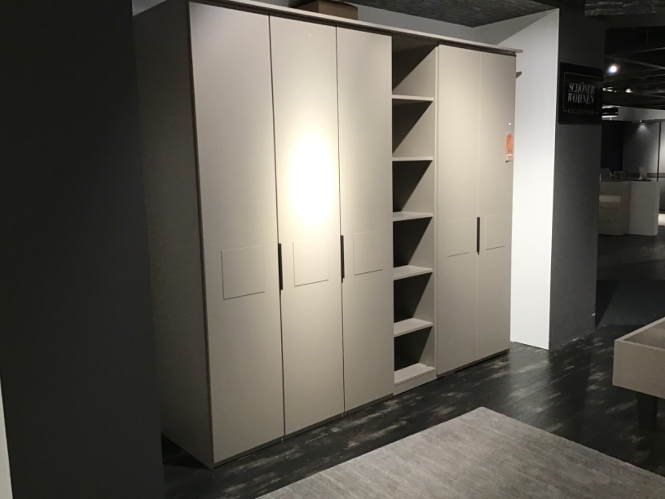 XXXLutz Ausstellungsstück Möbel Schlafzimmer Multiline Taupe Lack