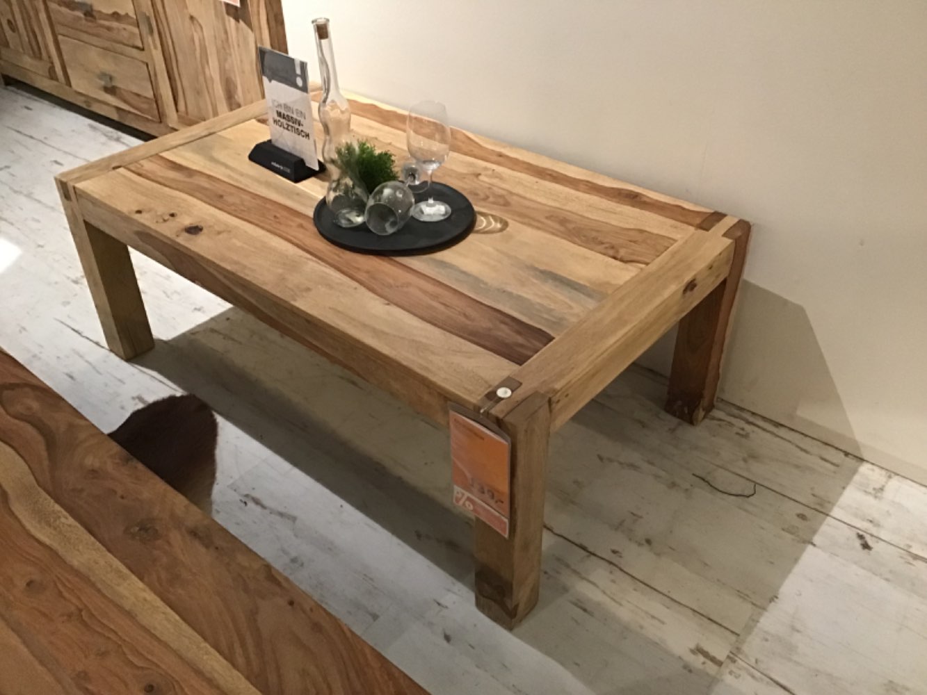 XXXLutz Ausstellungsstück Möbel Couchtisch Inka II Shisham massiv