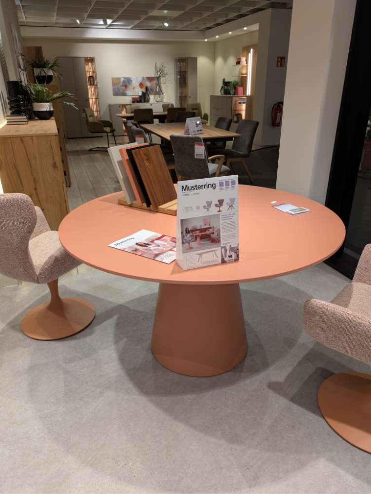 Design-Esstisch JustB!