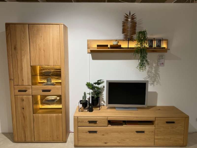 Wohnwand Balkeneiche teilmassiv mit LED,ca 302x207x50cm