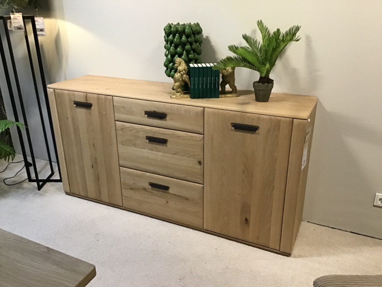Sideboard