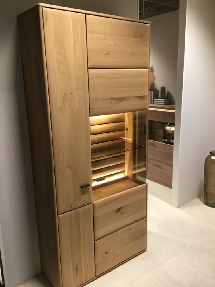 Kombi Vitrine Girona