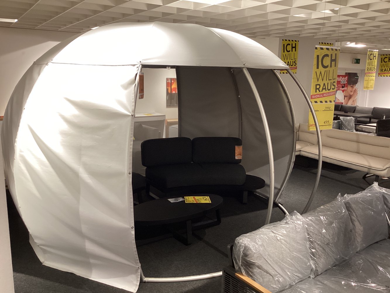 Möbel Pavillon Igloo  XXXLutz Hirschaid