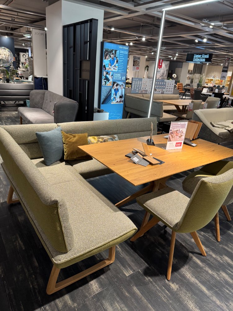 Essgruppe Koinor XXXLutz Heilbronn