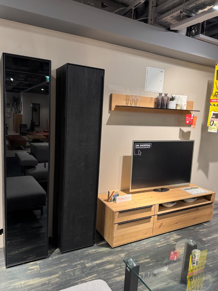 Wohnwand Massivholz Asteiche XXXLutz Heilbronn