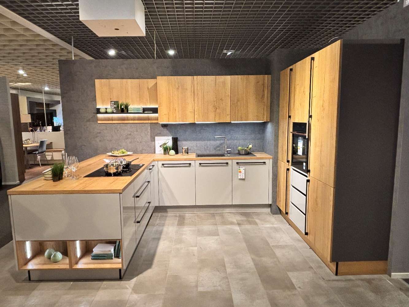 Musterküche Nolte Fine Lack