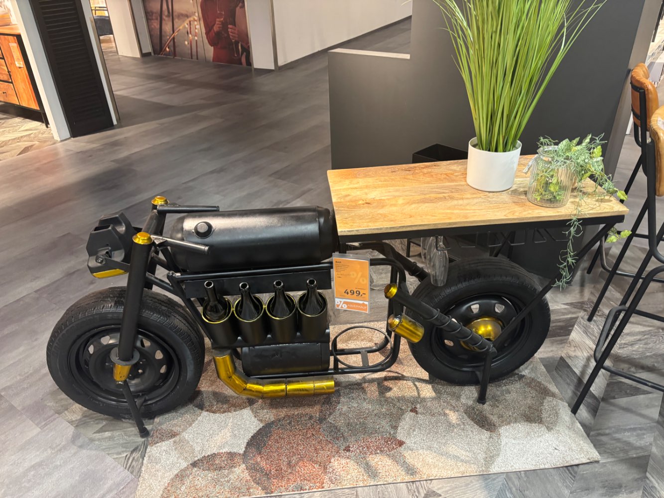 Motorradbar XXXLutz Heilbronn