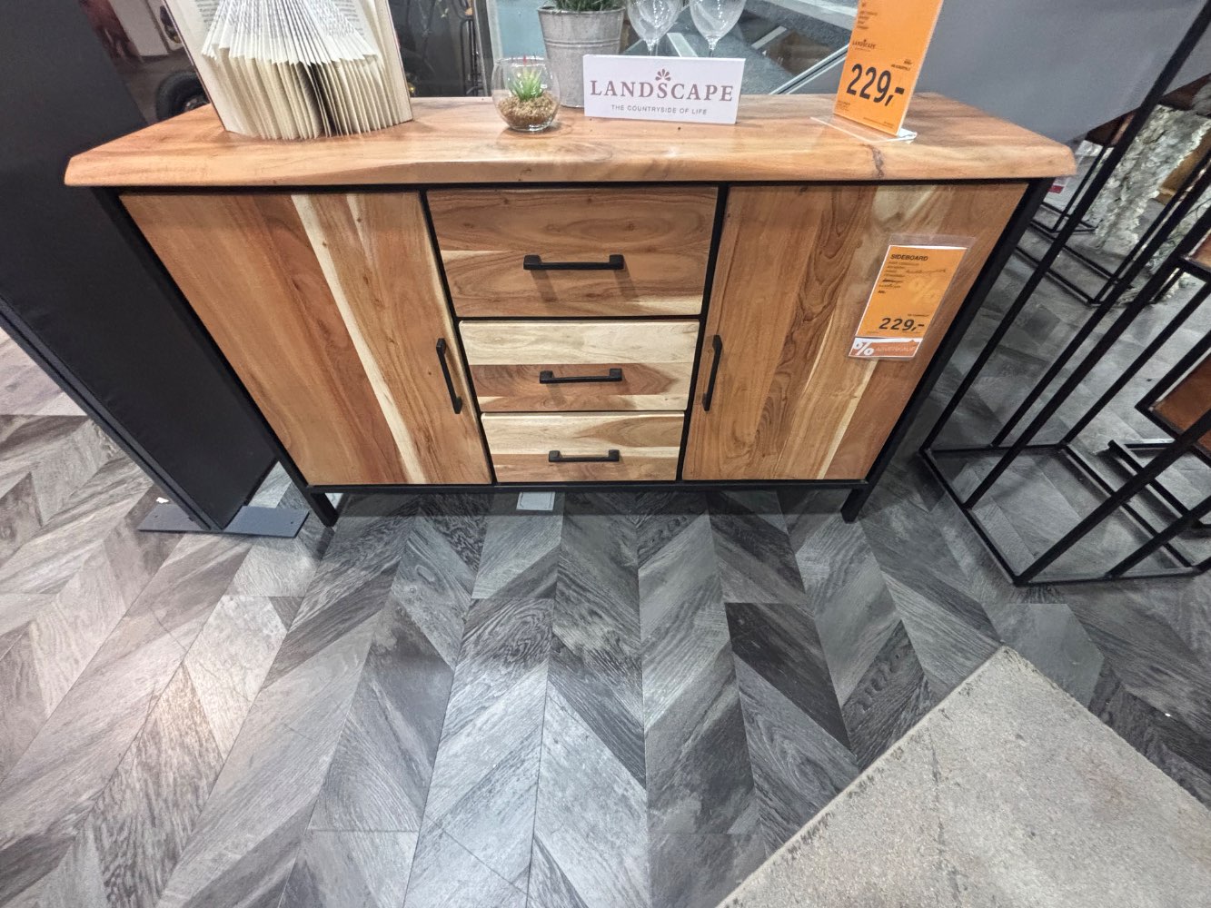 Massivholz Sideboard Akazie XXXLutz Heilbronn