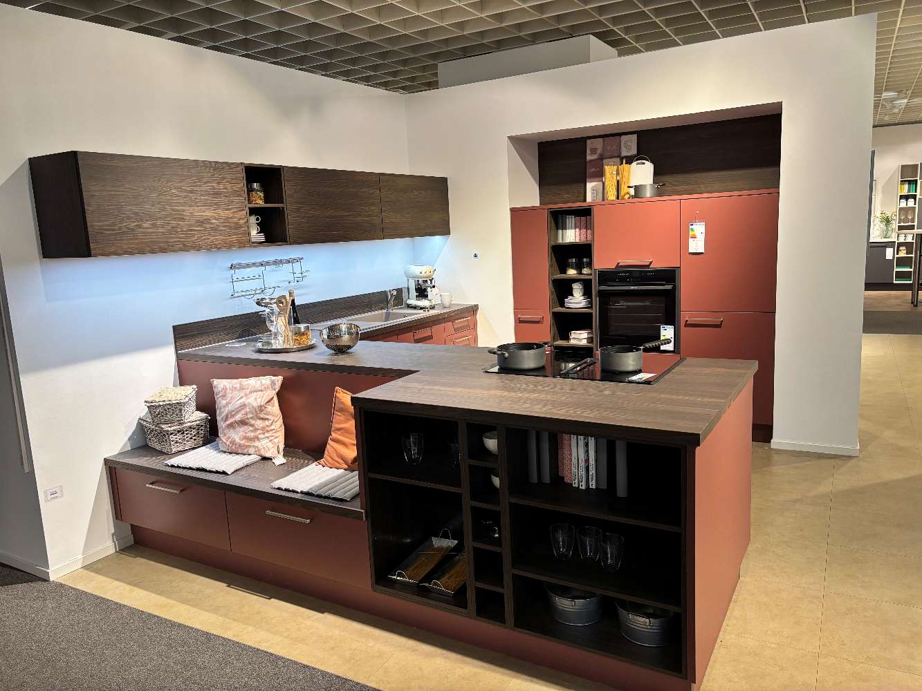 Musterküche Nolte Soft Lack