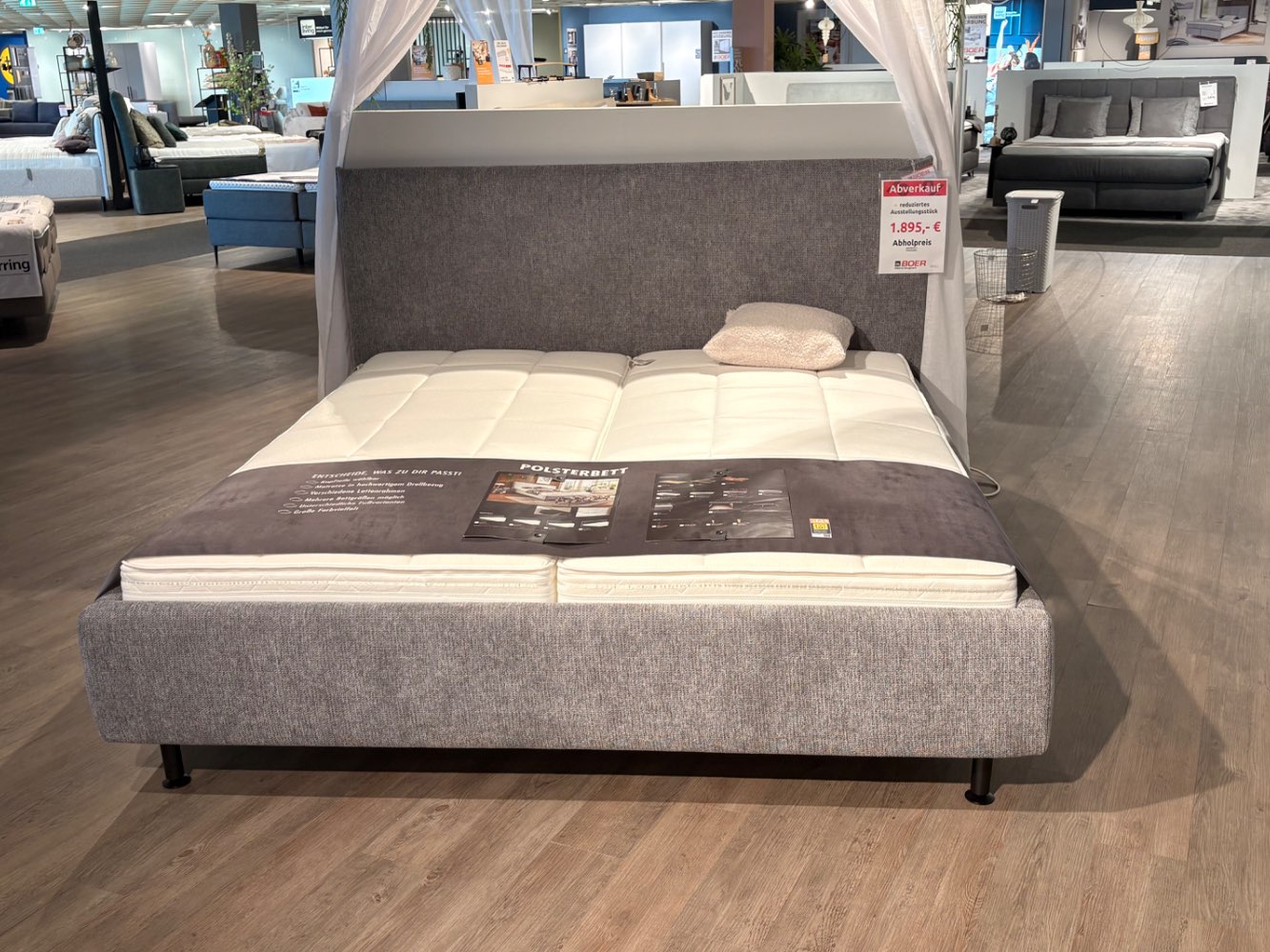 Polsterbett
