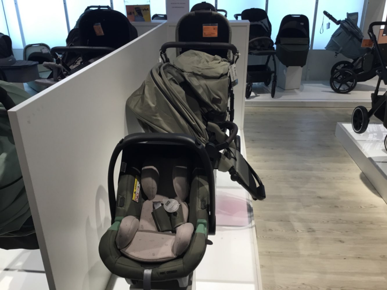 KINDERWAGENSET SALSA 4 AIR INKL BABYSCHALE