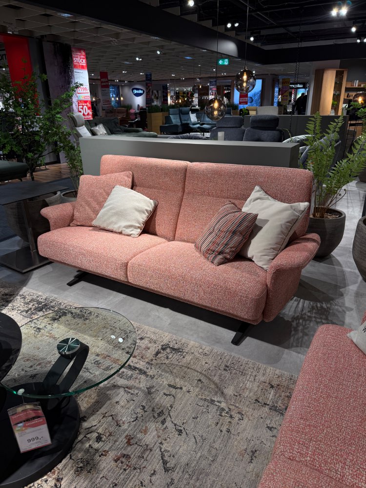 Sofa & Sessel mit Hocker „Velino“ von Segmüller Werkstätten