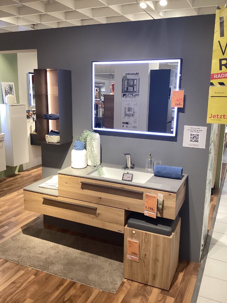 Möbel Badezimmer Meta Valdera Massivholz XXXLutz Hirschaid