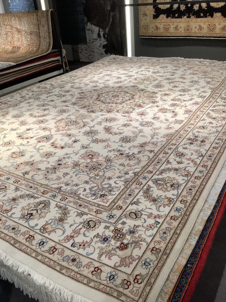 Orient Teppich Tabriz Yalda Floral Medallion