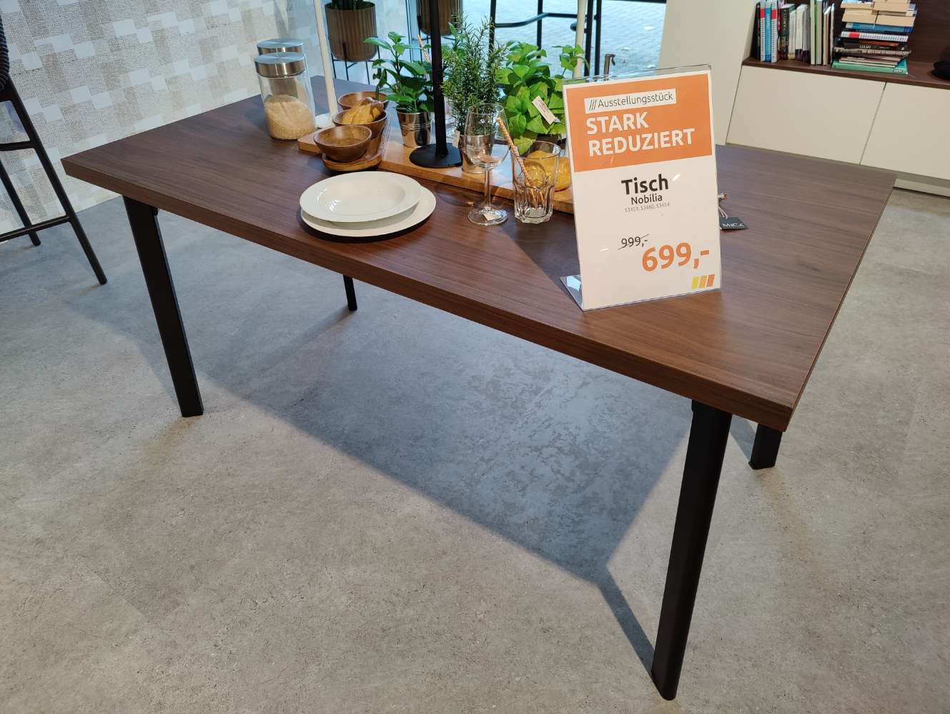 Esstisch – Küchentisch – 155 x 80 cm – Nussbaum Nb.