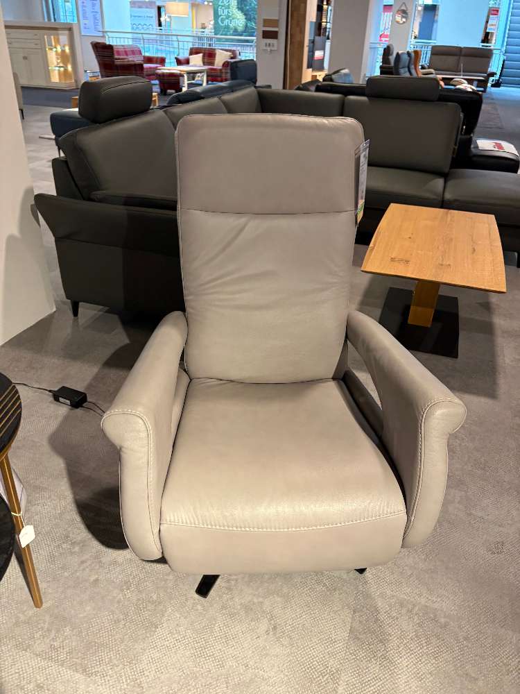 Drehsessel MM-PN1062