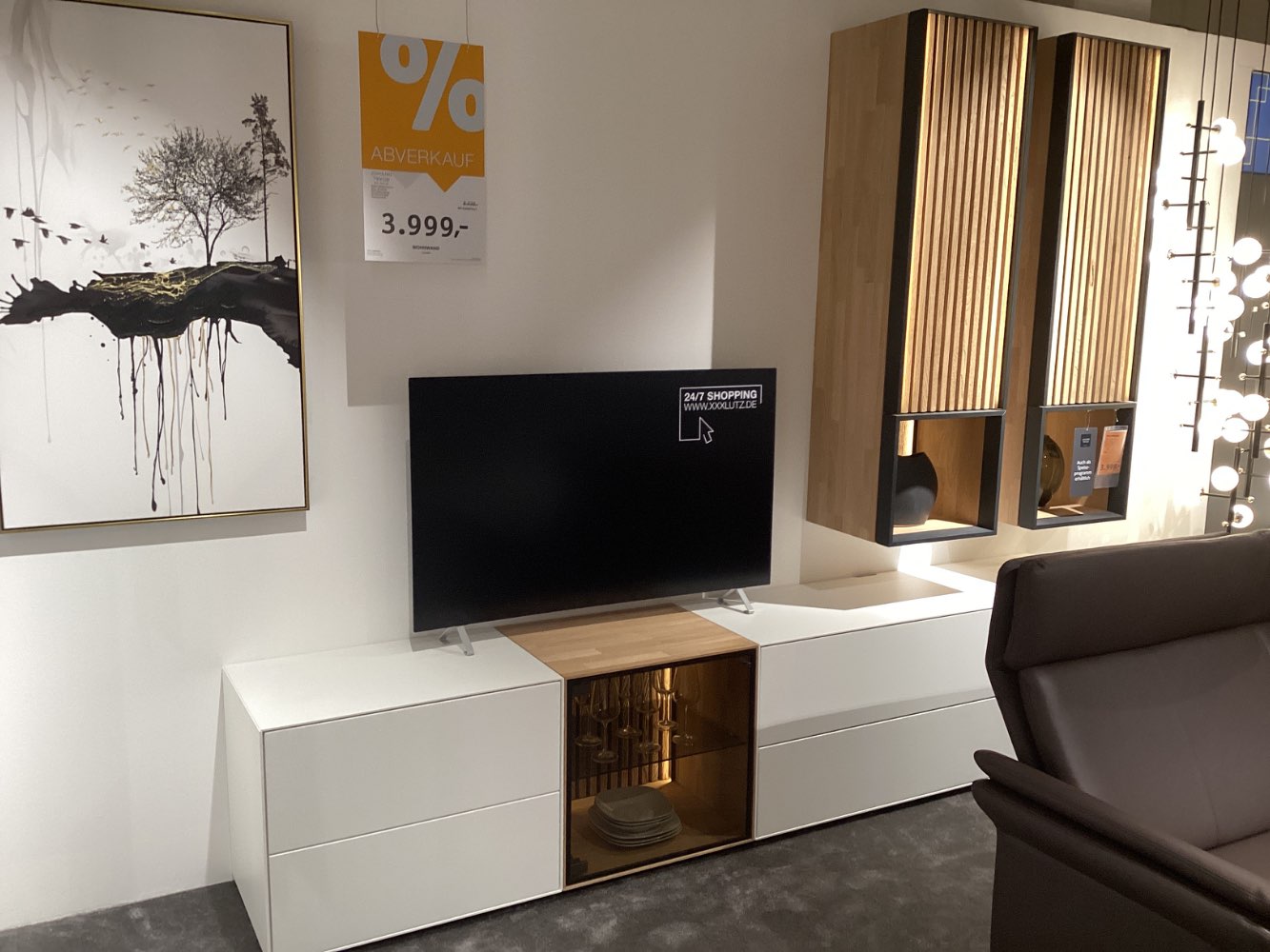 Möbel, Wohnwand Luciano, Johann Jakob, ca. 288x224x49cm, Eiche