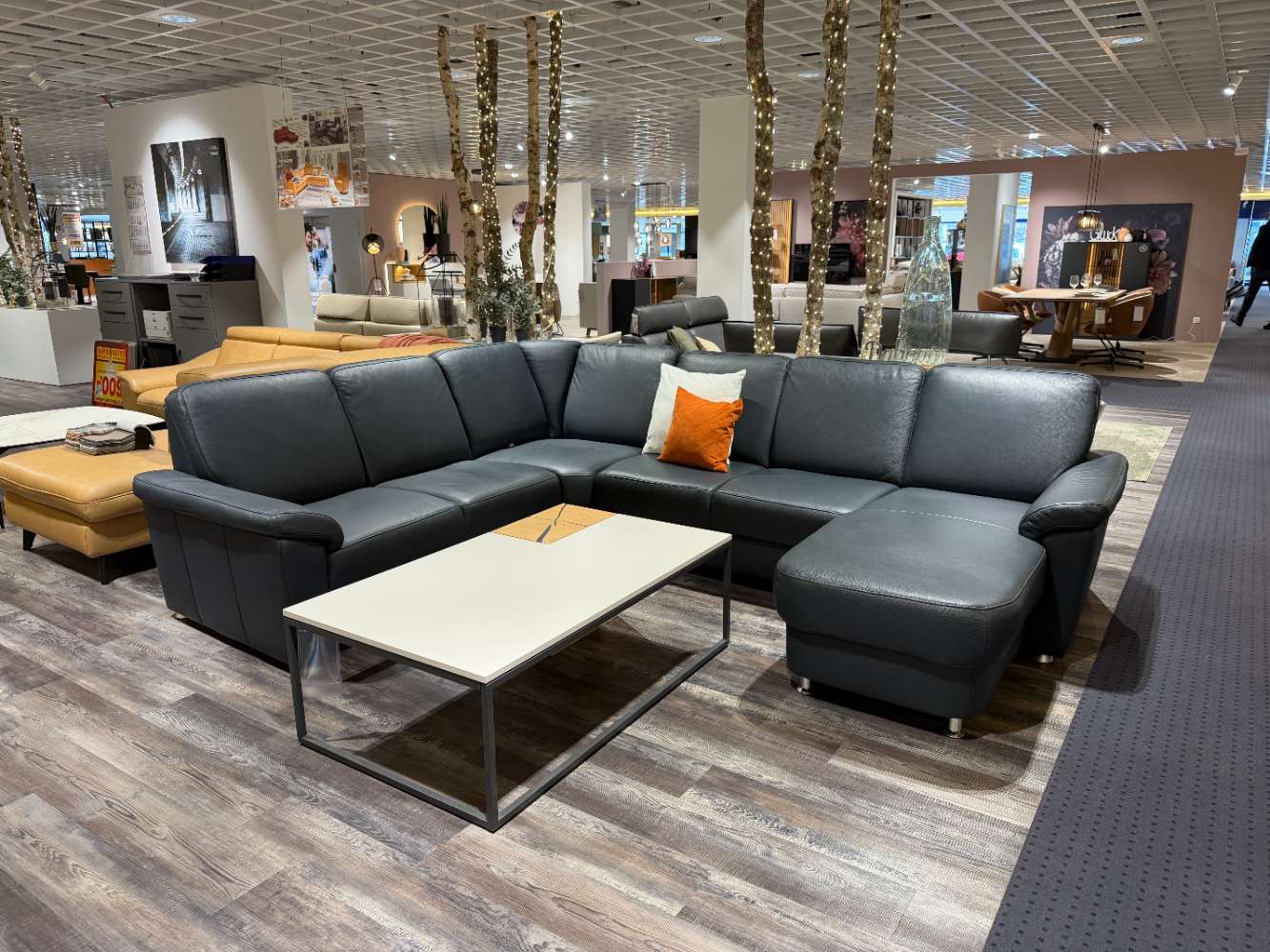 Polstergarnitur in Leder nightblue U-förmig, ca. 240x300x163 cm