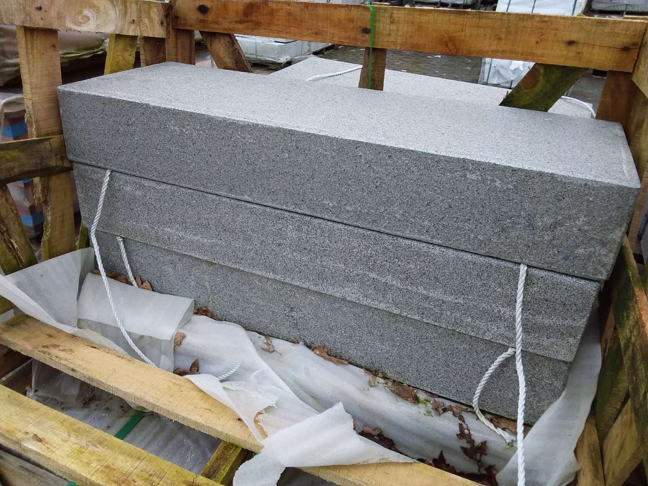 Granit Blockstufen 15x35x100 Naturstein Stufen Outlet