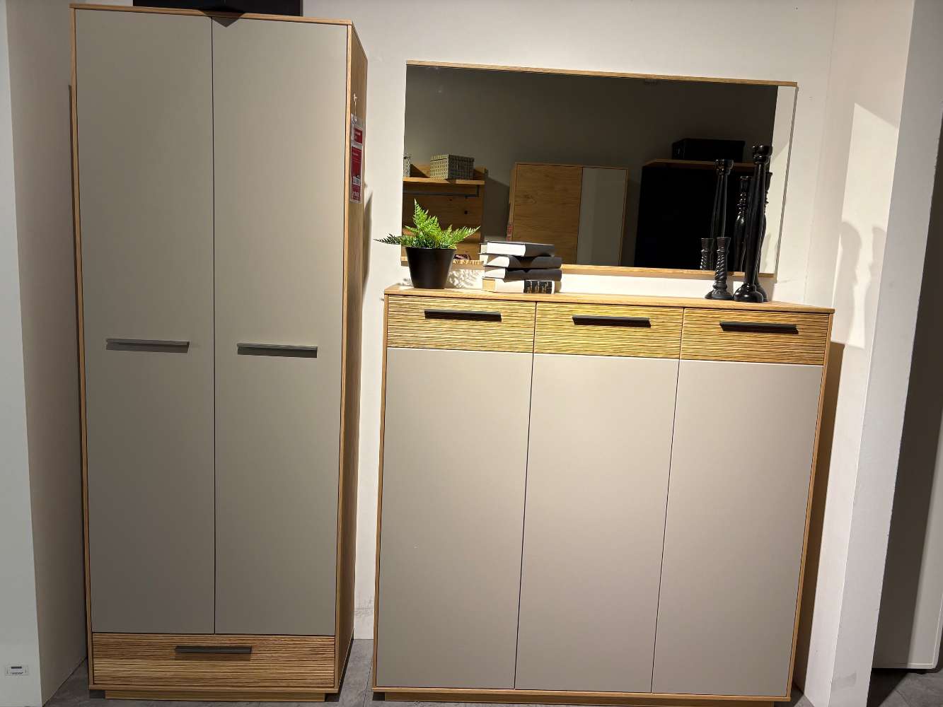 Garderobe Lack taupe / Eiche bianco teilmassiv⚡️Sparpreis⚡️