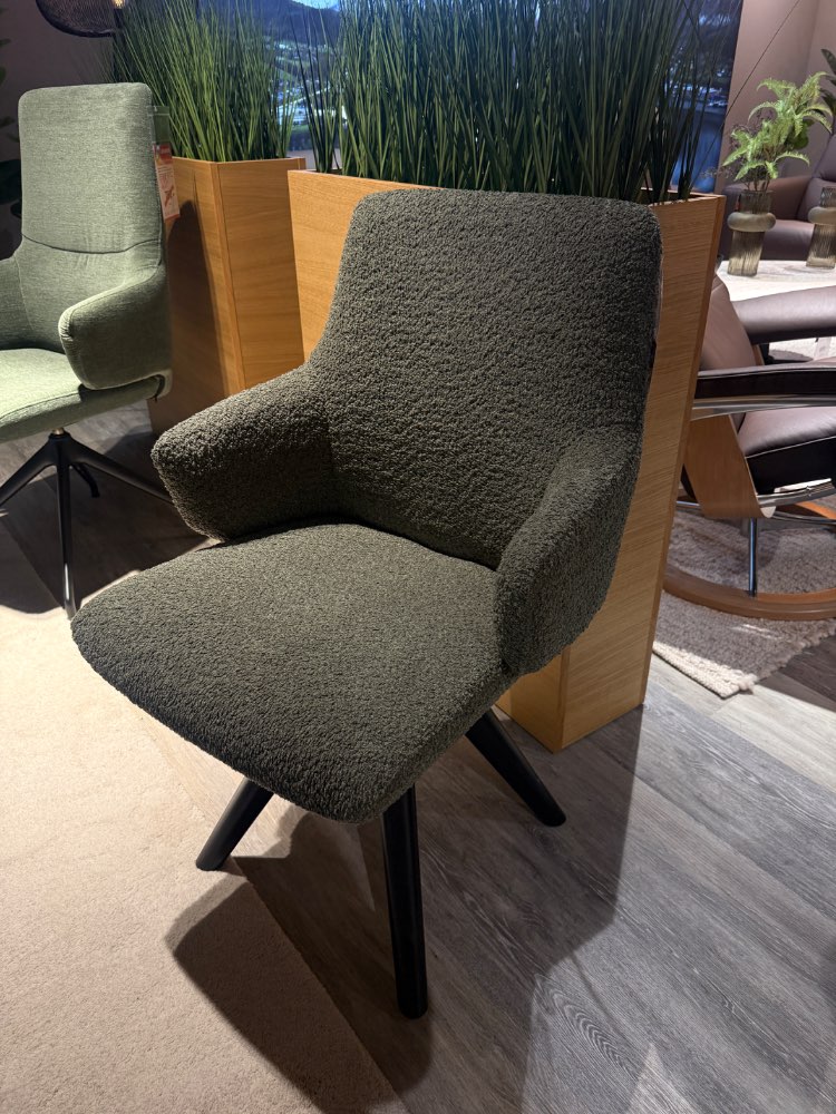 Stuhl „Laurel“ (L) D150 von Stressless