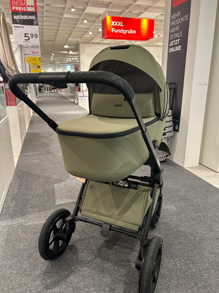 Moon Komikinderwagen