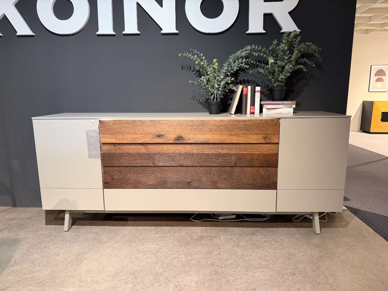 Sideboard beige mit Balkeneiche, ca. 228x91x49