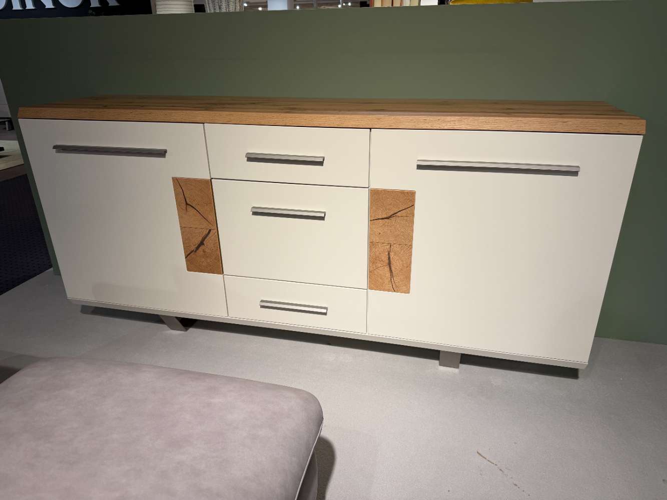 Sideboard weiß mit Votaneiche Nachbildung, ca. 193x80x43 cm