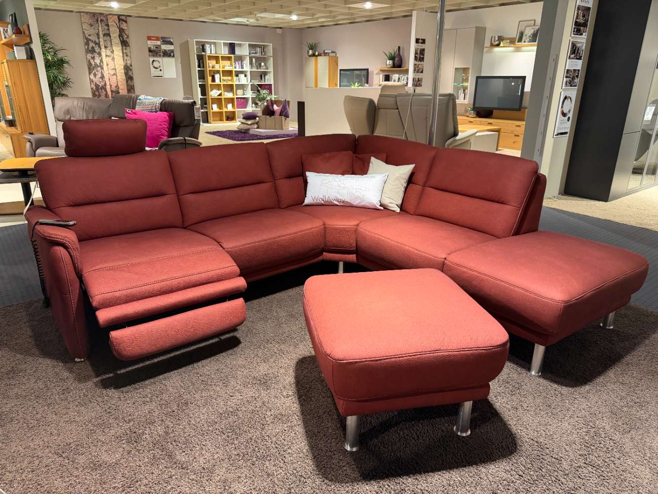 Polstergarnitur rot L-förmig, ca. 258×232 cm