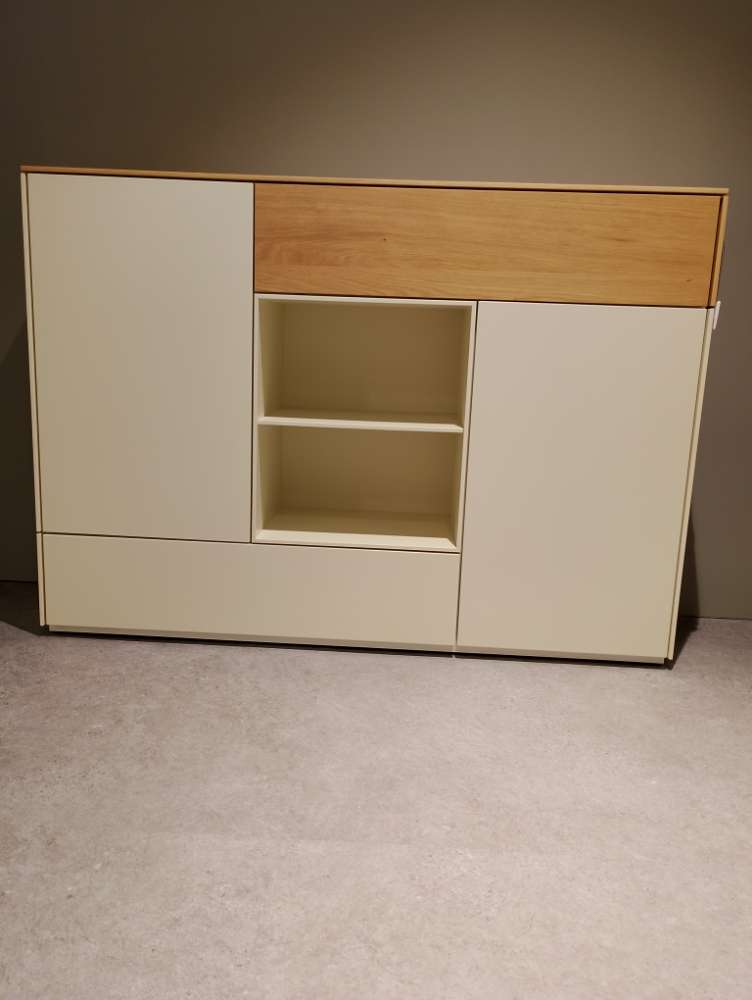 Highboard