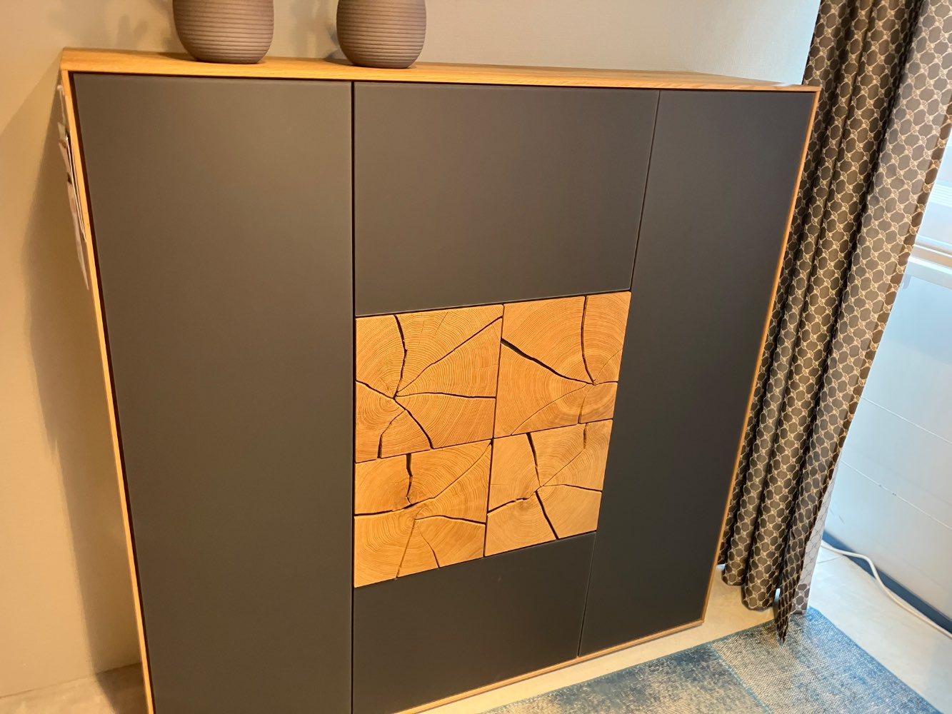 Highboard in Massivholz