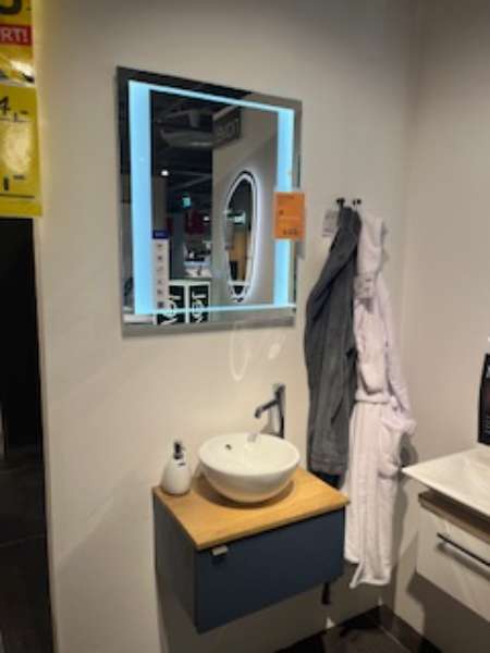 Möbel, Badezimmer Blau, XXXLutz