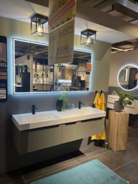 Möbel, Badezimmer Betongrün, XXXLutz