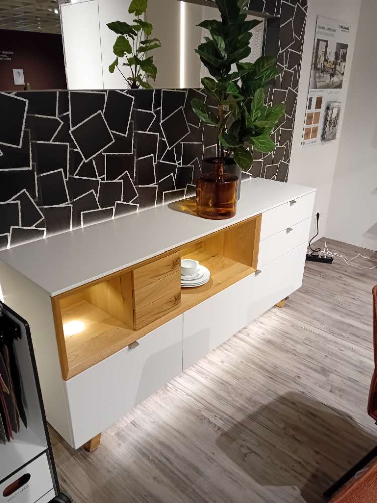 Sideboard