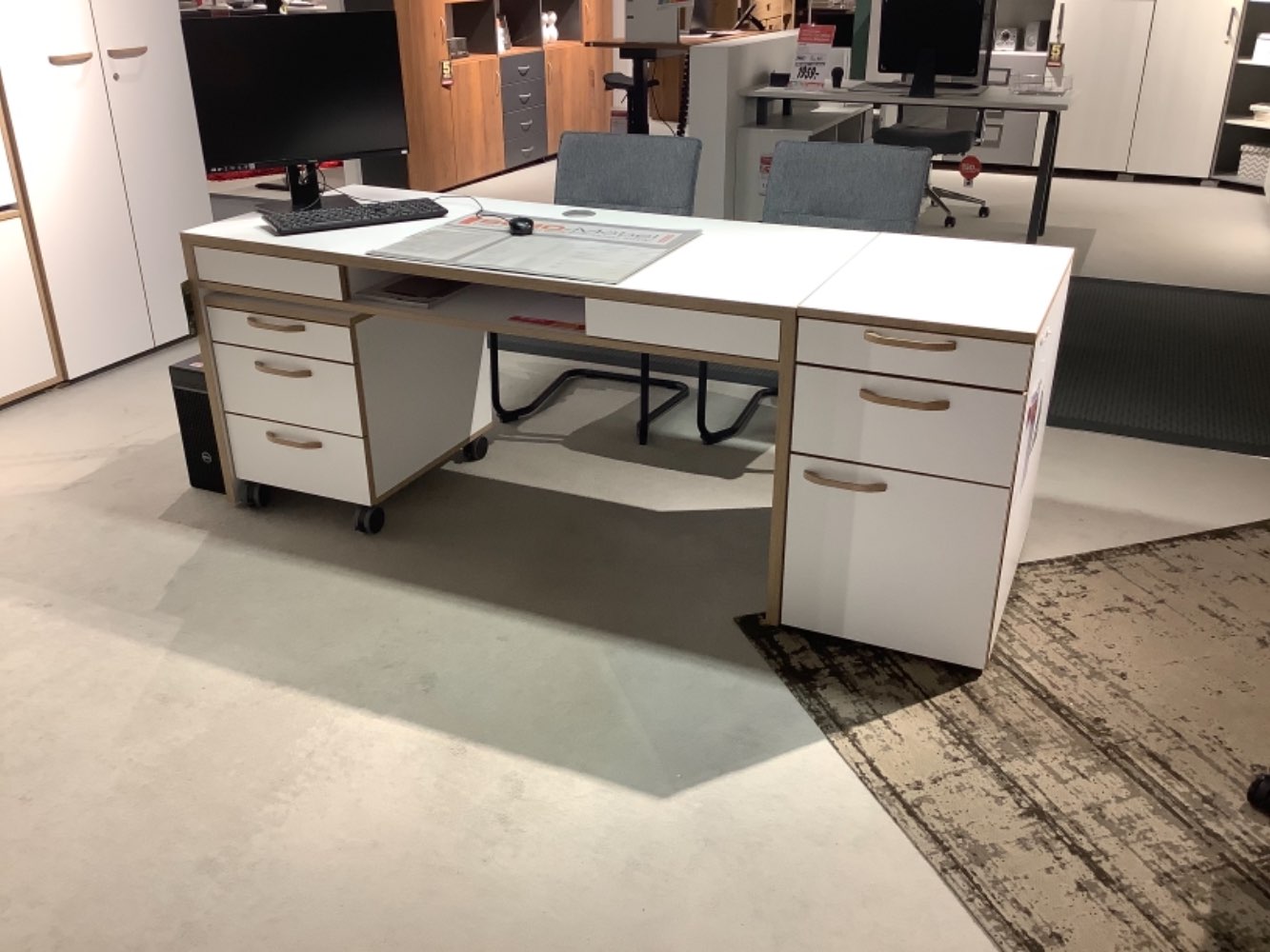 Schreibtischkombination