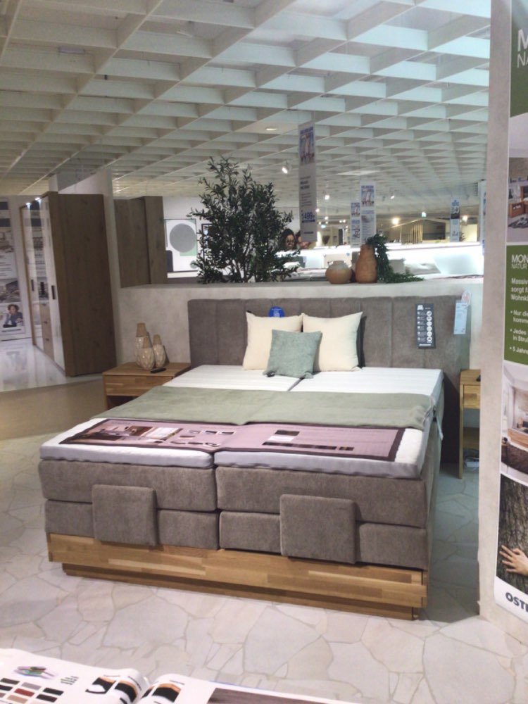 Boxspringbett Mondo Incana mit Motor