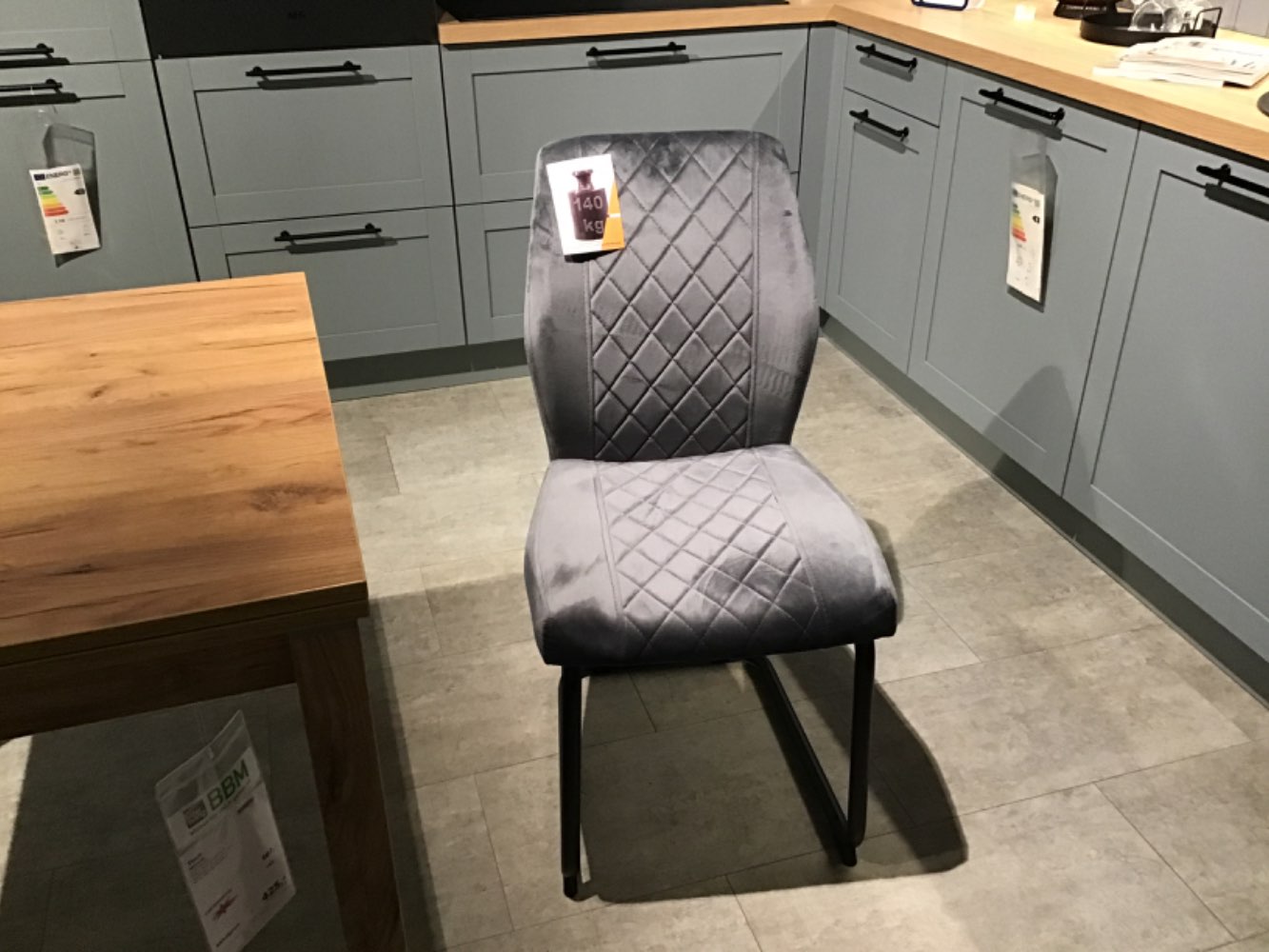 Schwingstuhl Bezug samt grau Gestell schwarz