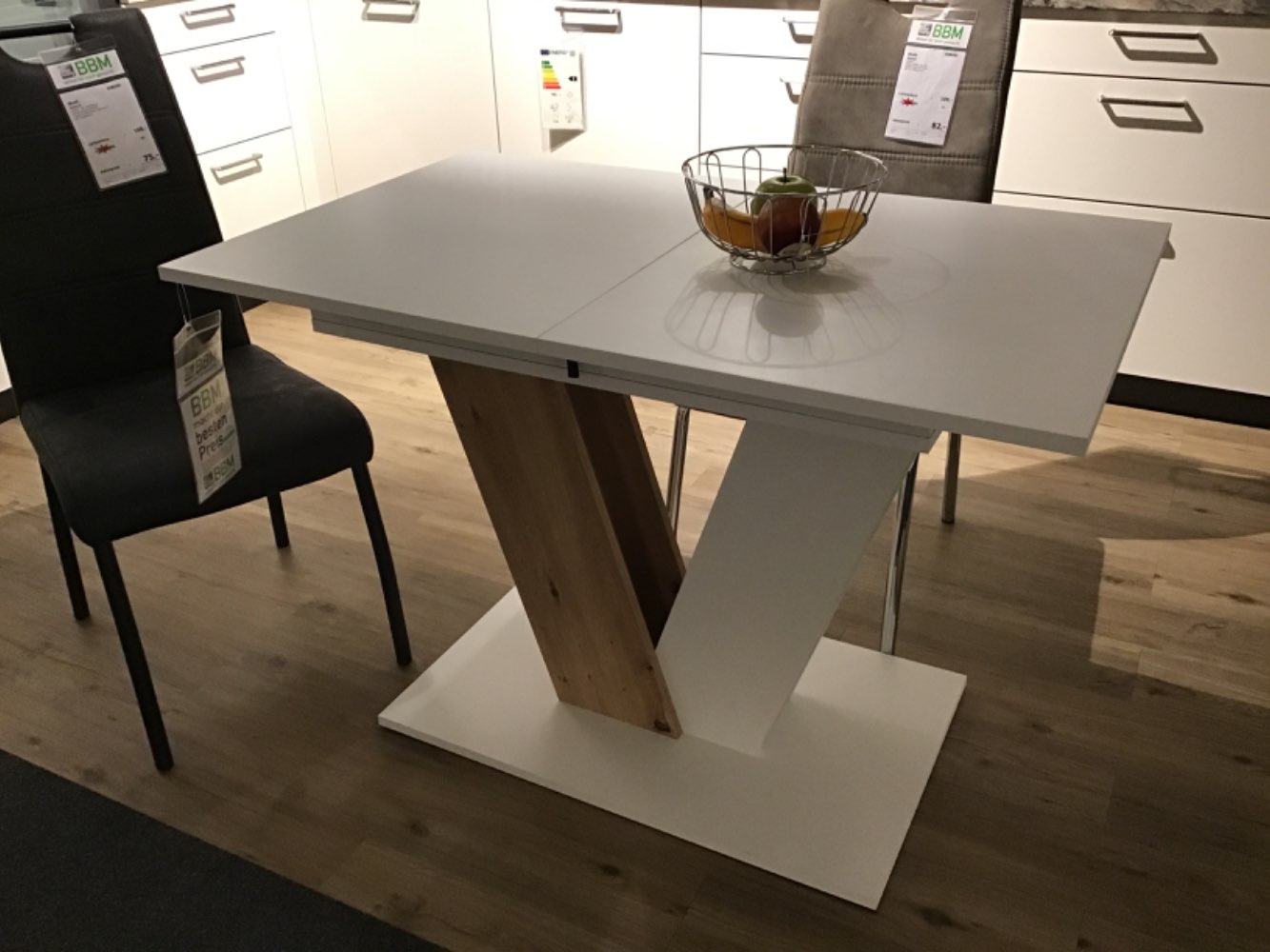 Moderner Küchen-  Esstisch Farbe weiß/Eiche Maß 110(150)x76x70cm