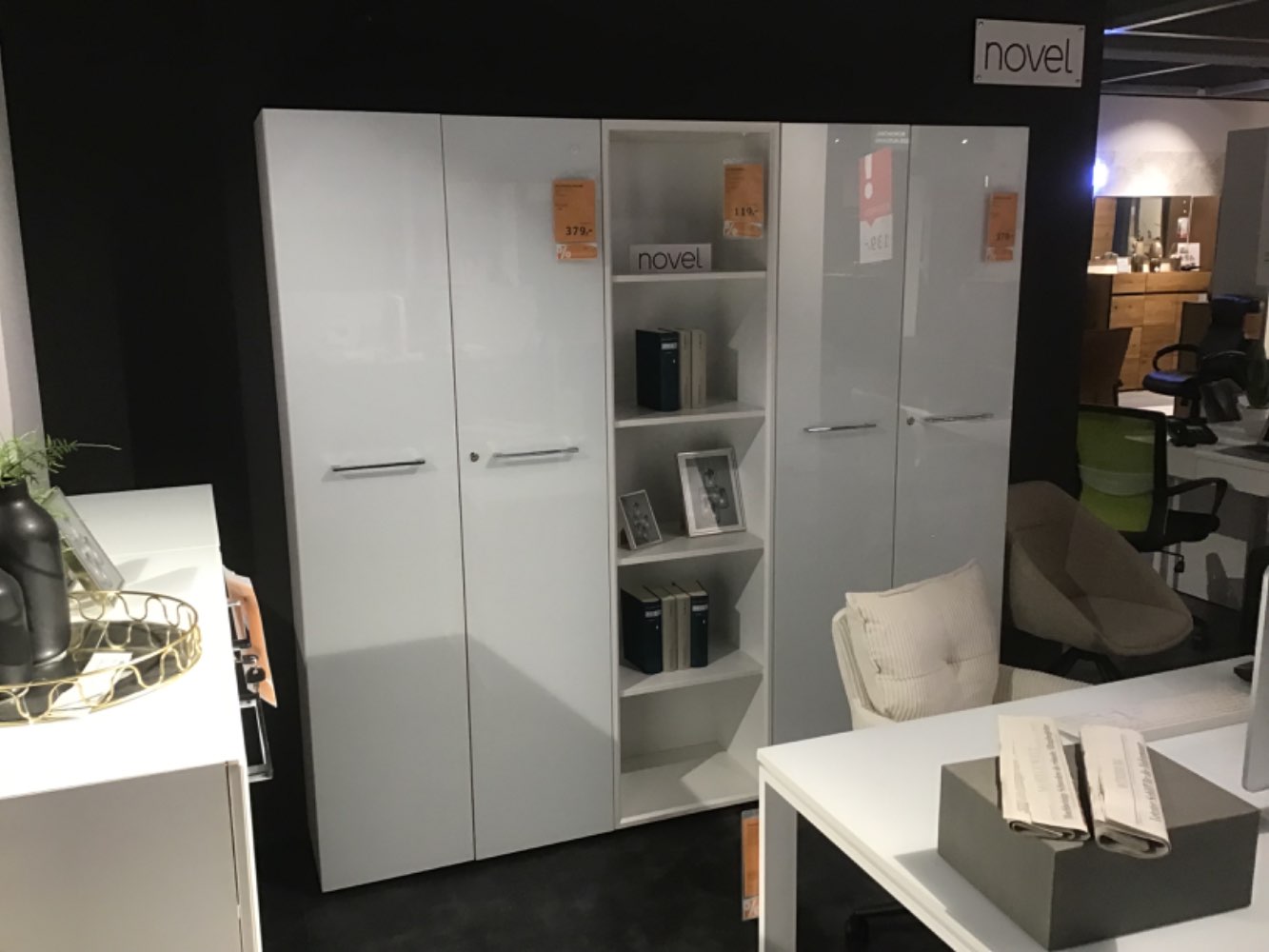 XXXLutz Ausstellungsstück Möbel Aktenschrank Monteria weiß Glas