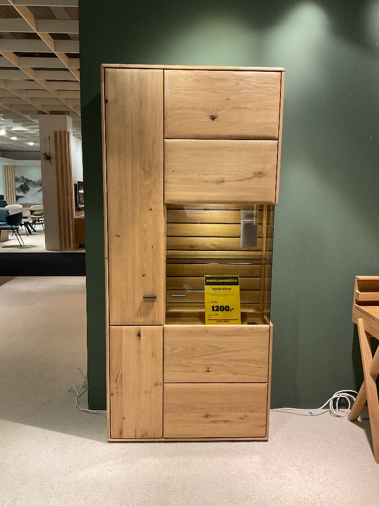 Kombi-Vitrine Girona