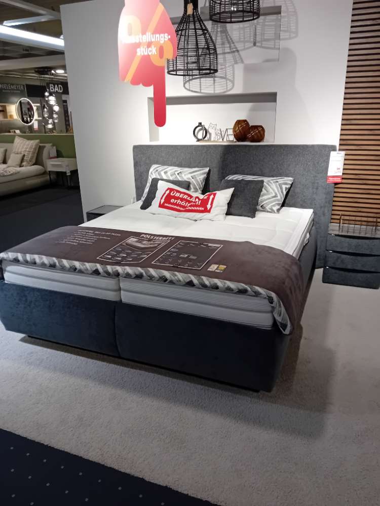 Polsterbett mit Nachtkonsolen OC-PB21005