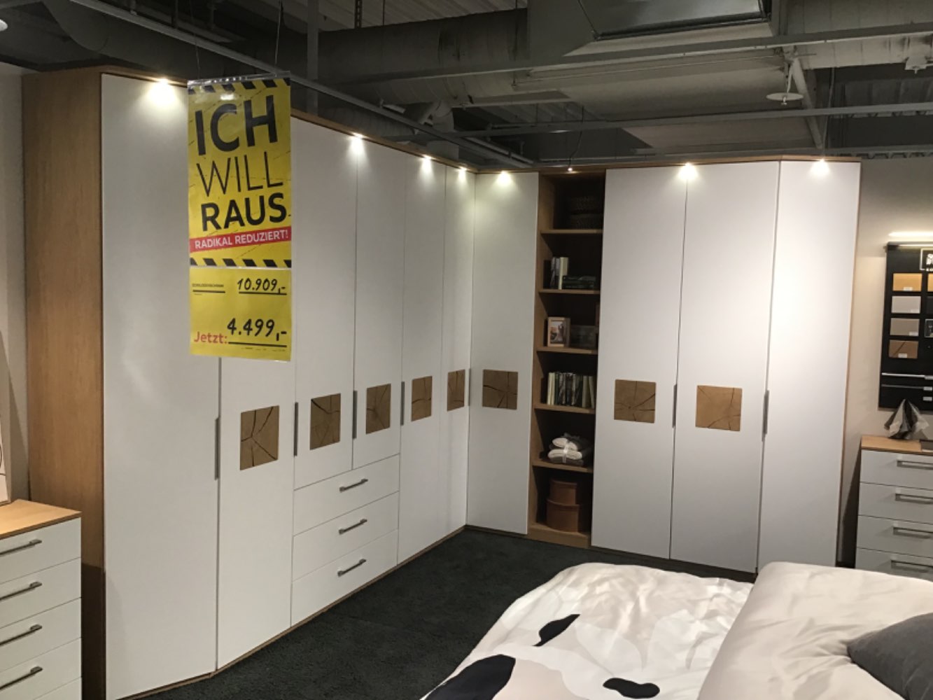 Eckkleiderschrank Multiline