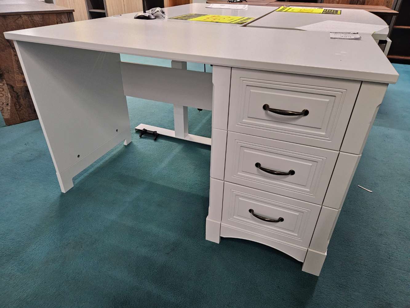 Schreibtisch Eloise weiß statt 499€