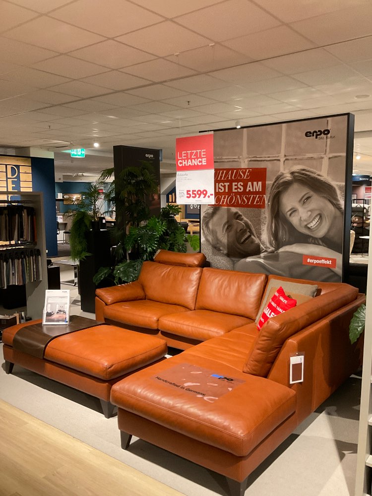 hochwertige Erpo Leder- Rundecke mit Hocker Cognac