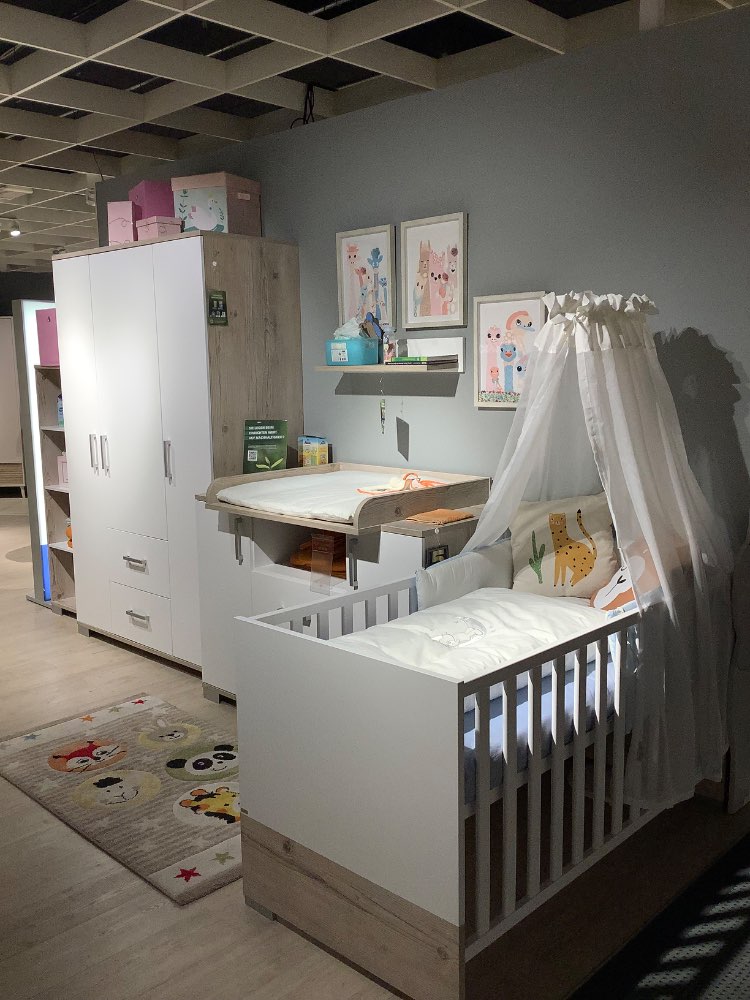 Ausstellungsstück Babyzimmer „Elian“ | SEGMÜLLER MÖBEL