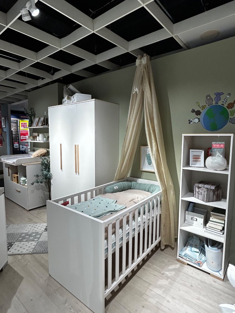 Ausstellungsstück Babyzimmer „Enie“ | SEGMÜLLER Möbel